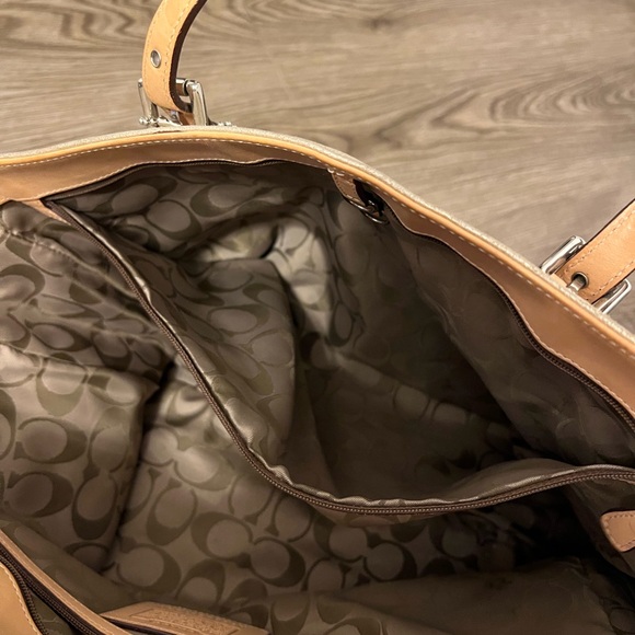 COACH multicolor purse - Picture 6 of 6